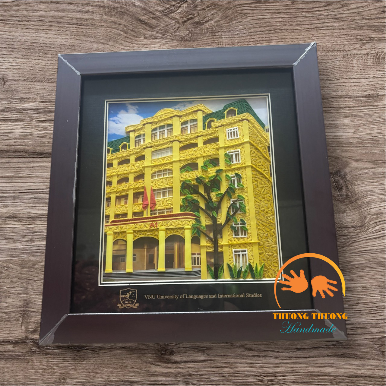 Tranh tòa nhà giấy cuốn Quilling